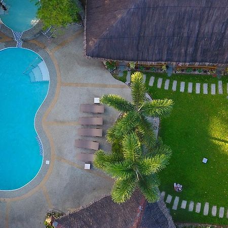 Nabulao Beach Resort Hinoba-an Экстерьер фото