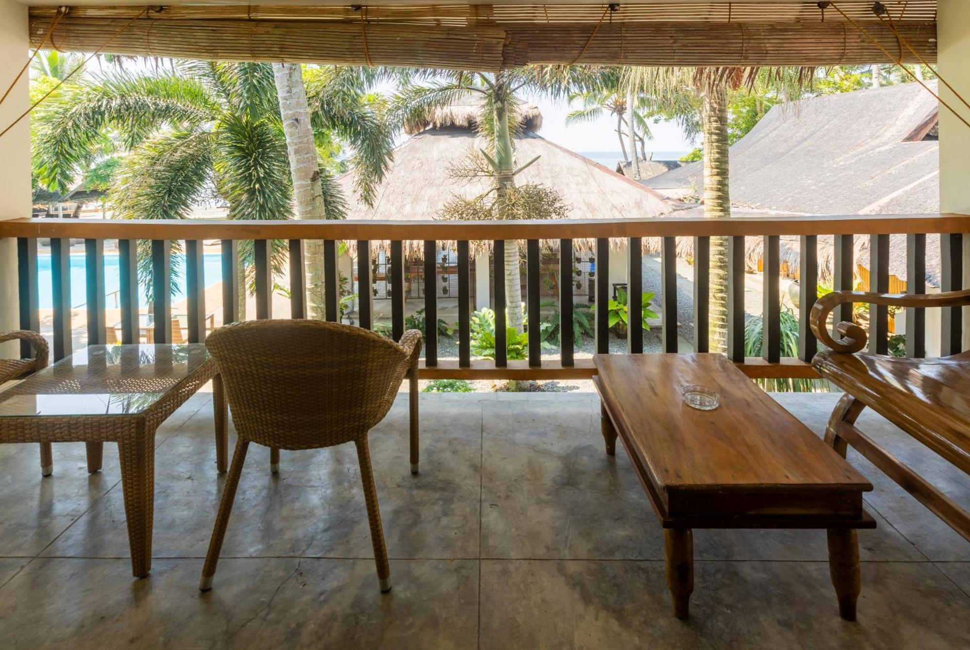 Nabulao Beach Resort Hinoba-an Экстерьер фото