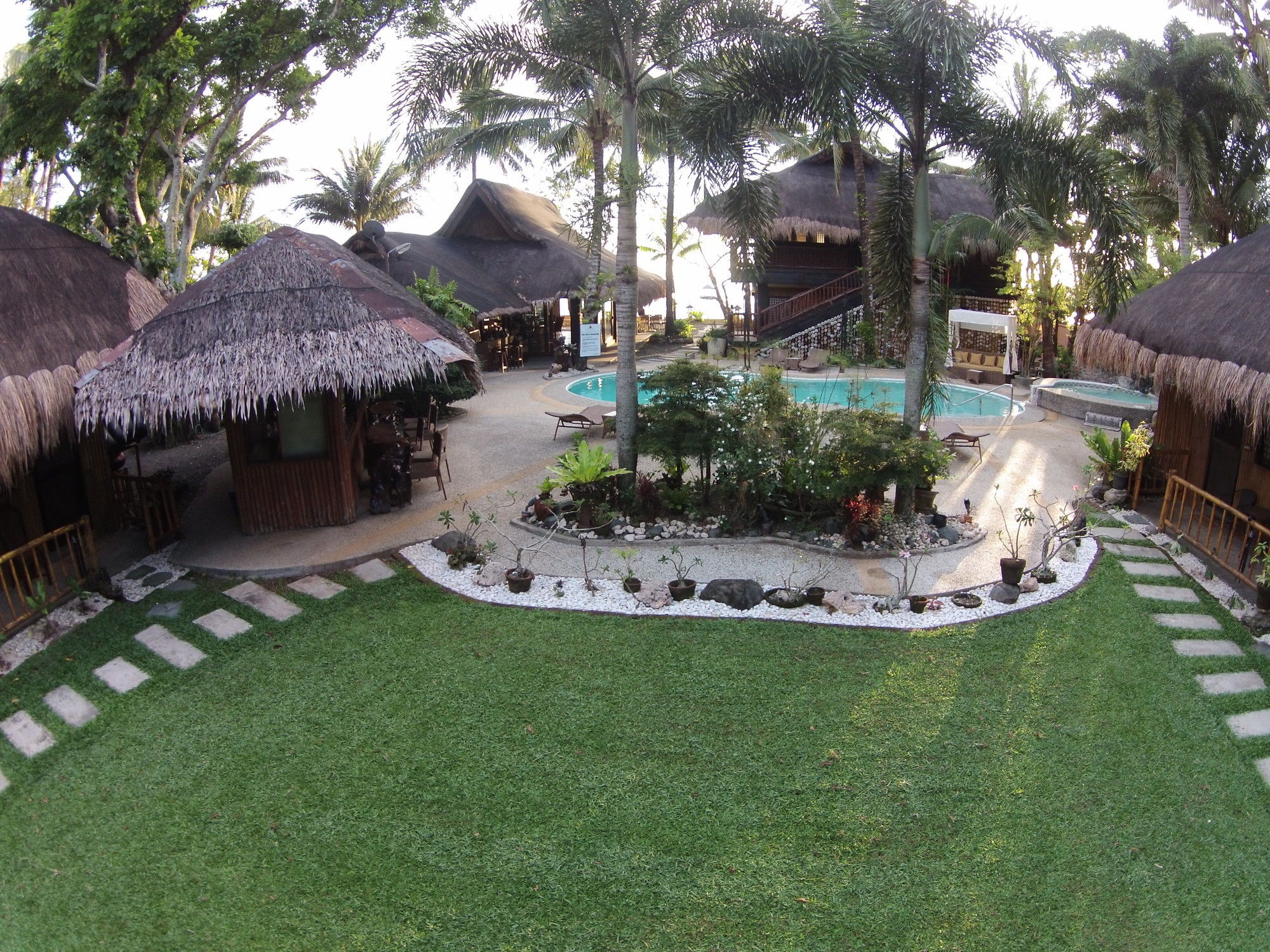 Nabulao Beach Resort Hinoba-an Экстерьер фото